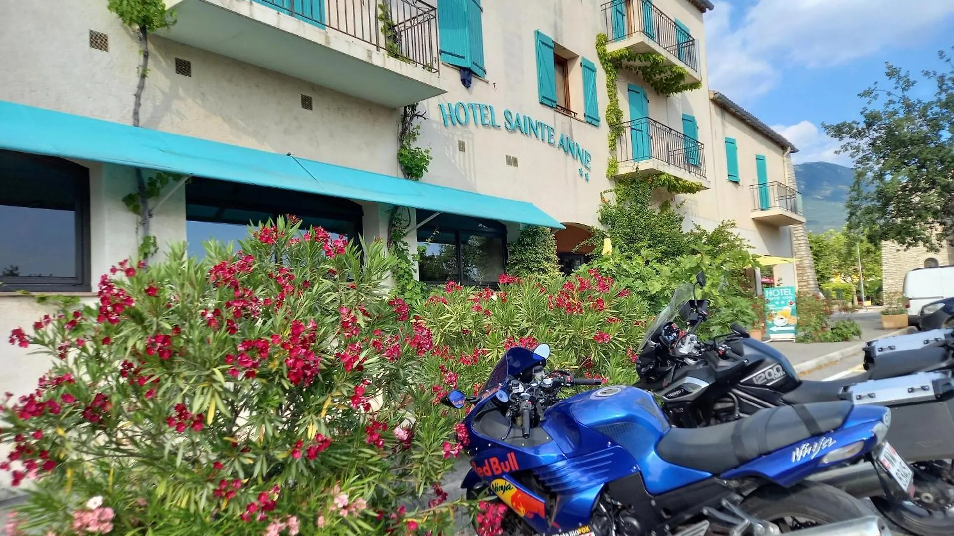 Hotel Hôtel Sainte Anne Les Salles-sur-Verdon